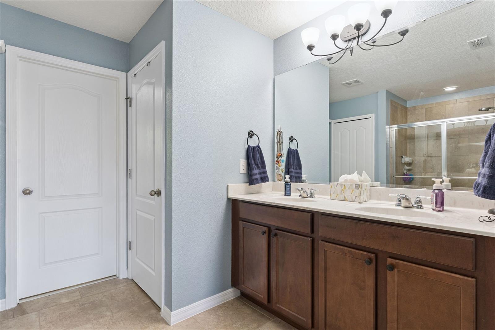 3541 OAK CLIFF BLVD, TAVARES, FL, 32778