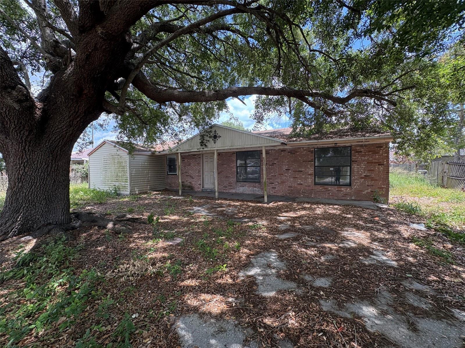 830 N 10TH ST, EAGLE LAKE, FL, 33839