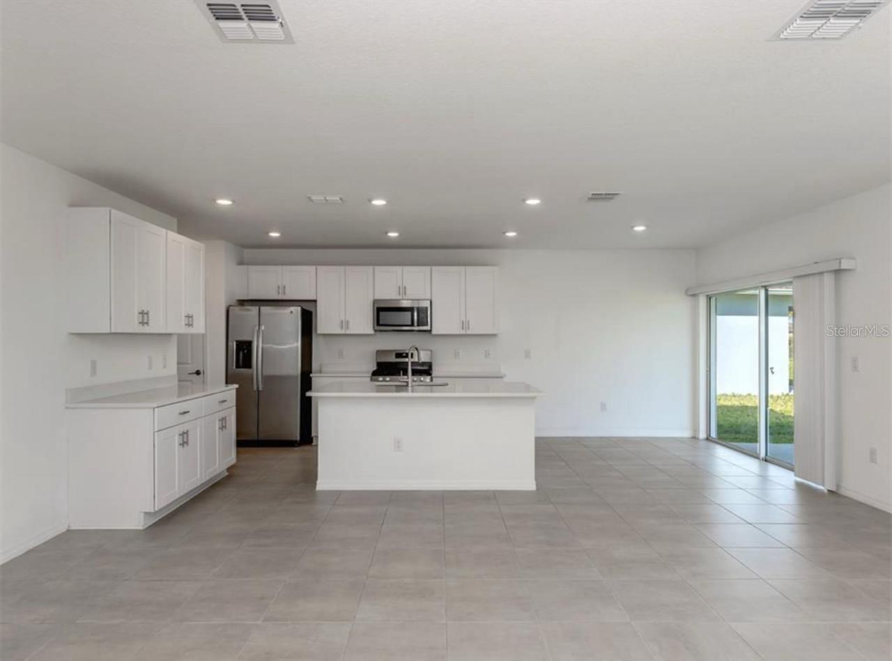 11228 FIELDSTONE DR, PALMETTO, FL, 34221