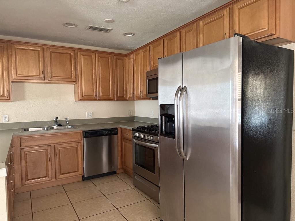 815 W PLYMOUTH ST, TAMPA, FL, 33603