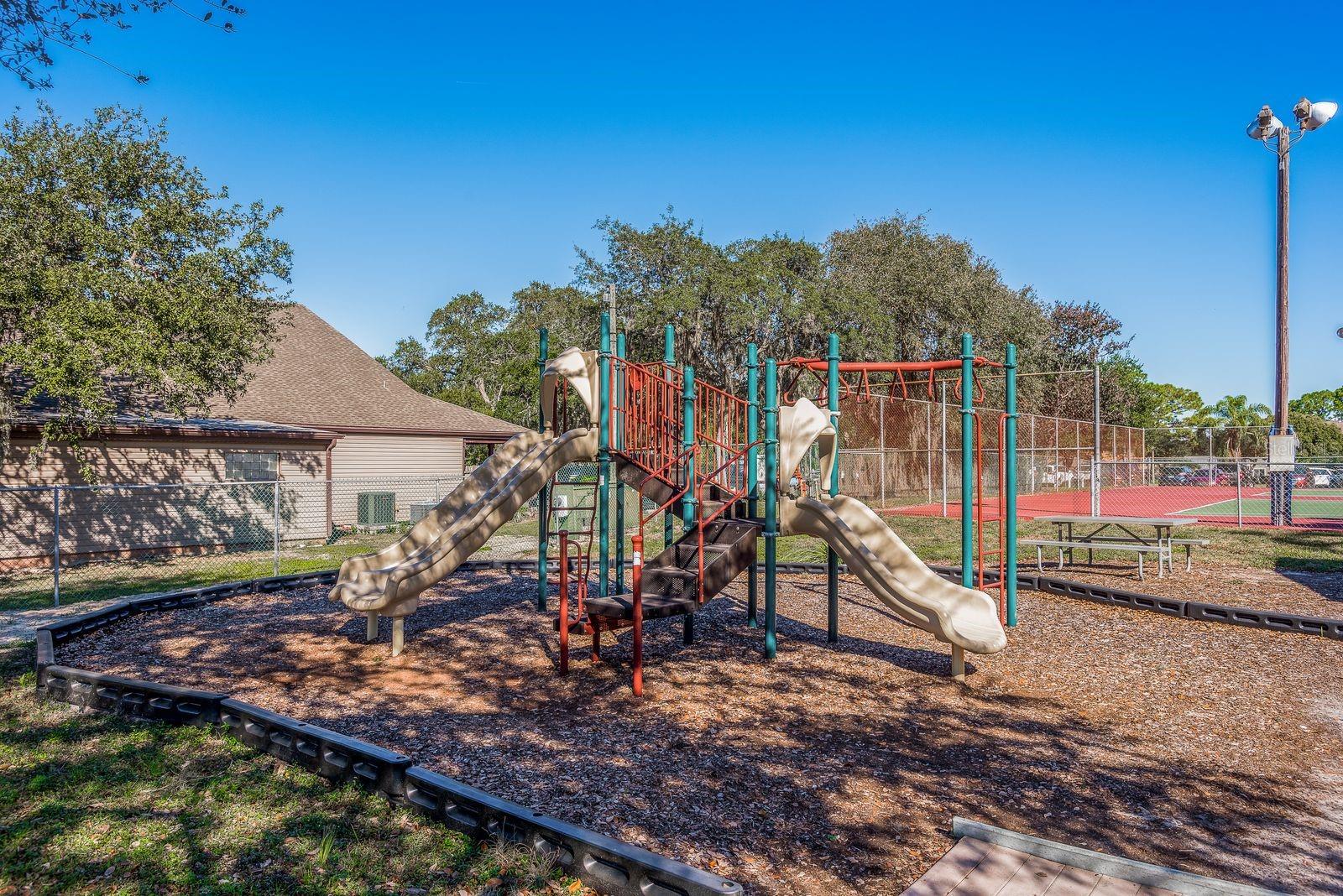 12802 IRONWOOD CIR, HUDSON, FL, 34667