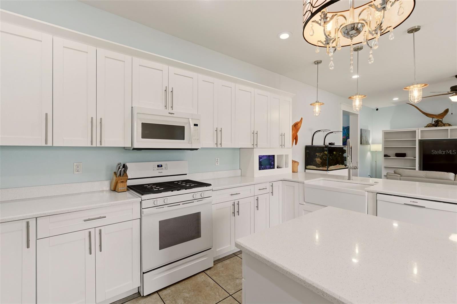 13334 COUNTRY CLUB DR, TAVARES, FL, 32778