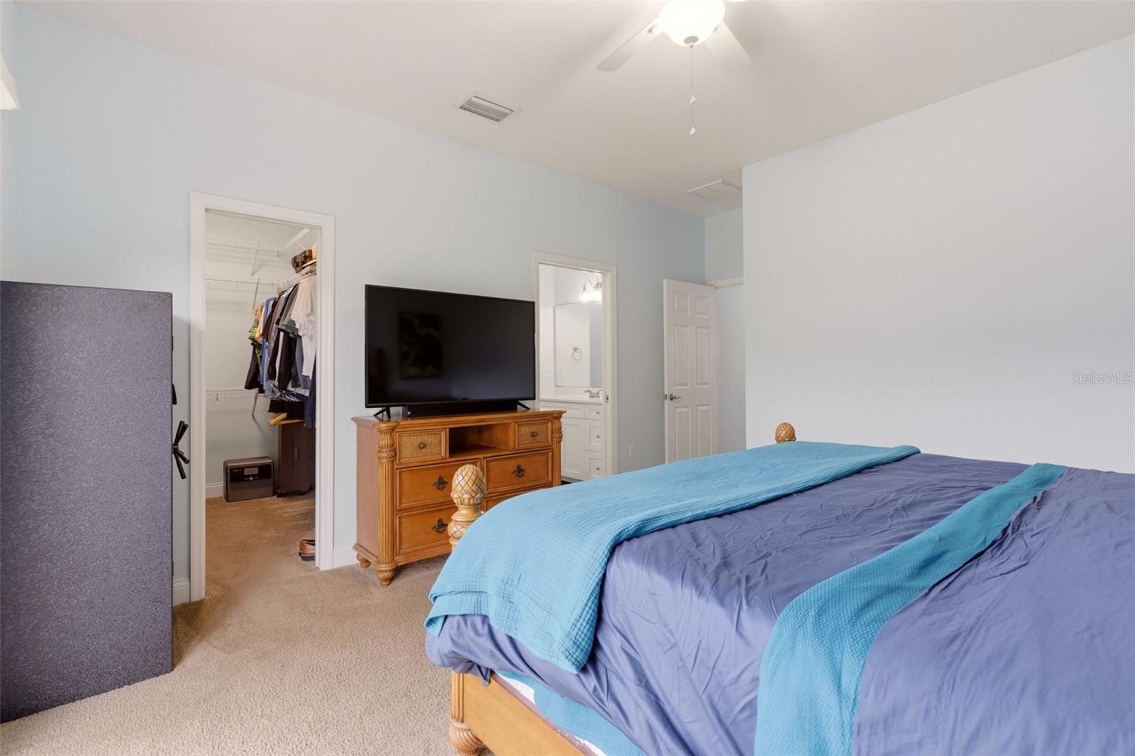 13334 COUNTRY CLUB DR, TAVARES, FL, 32778