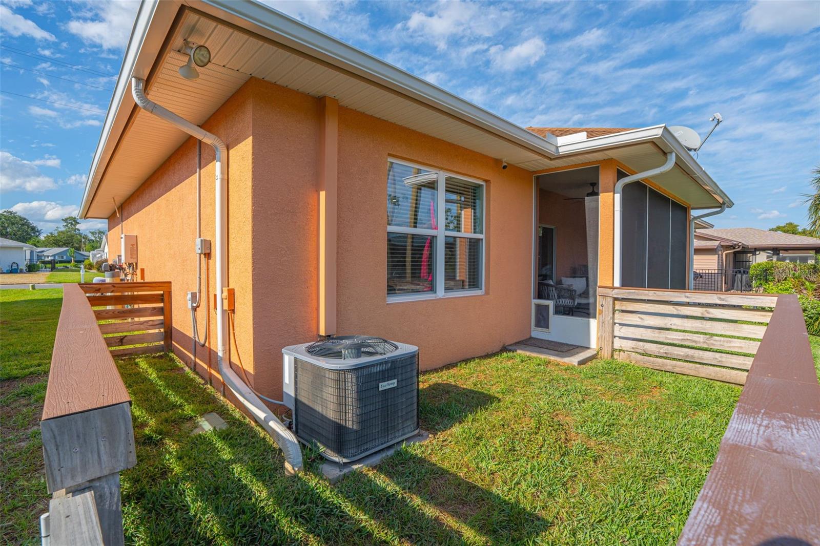 13334 COUNTRY CLUB DR, TAVARES, FL, 32778
