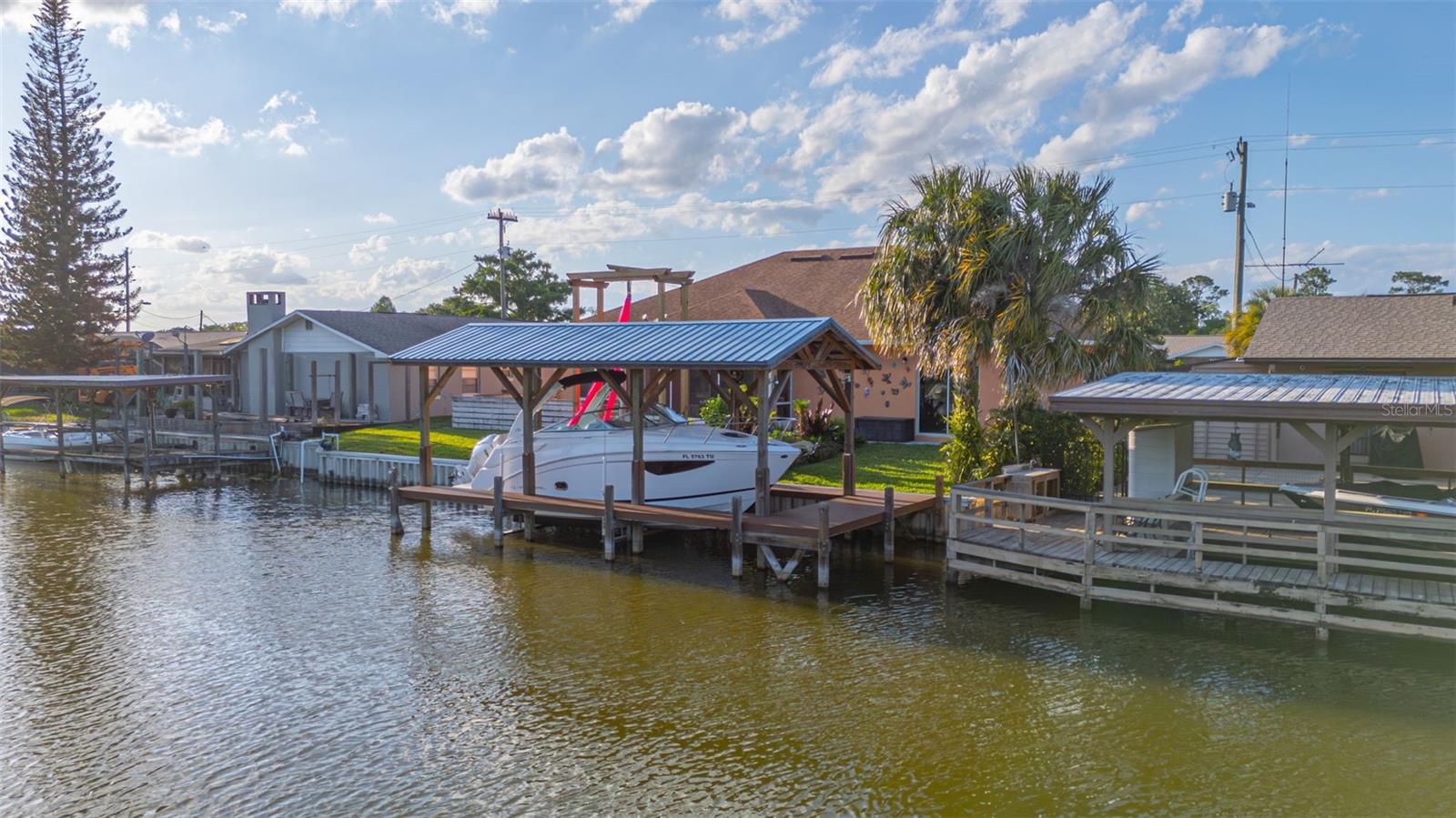 13334 COUNTRY CLUB DR, TAVARES, FL, 32778