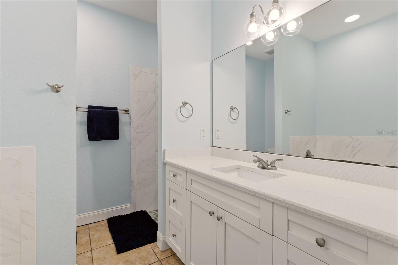 13334 COUNTRY CLUB DR, TAVARES, FL, 32778