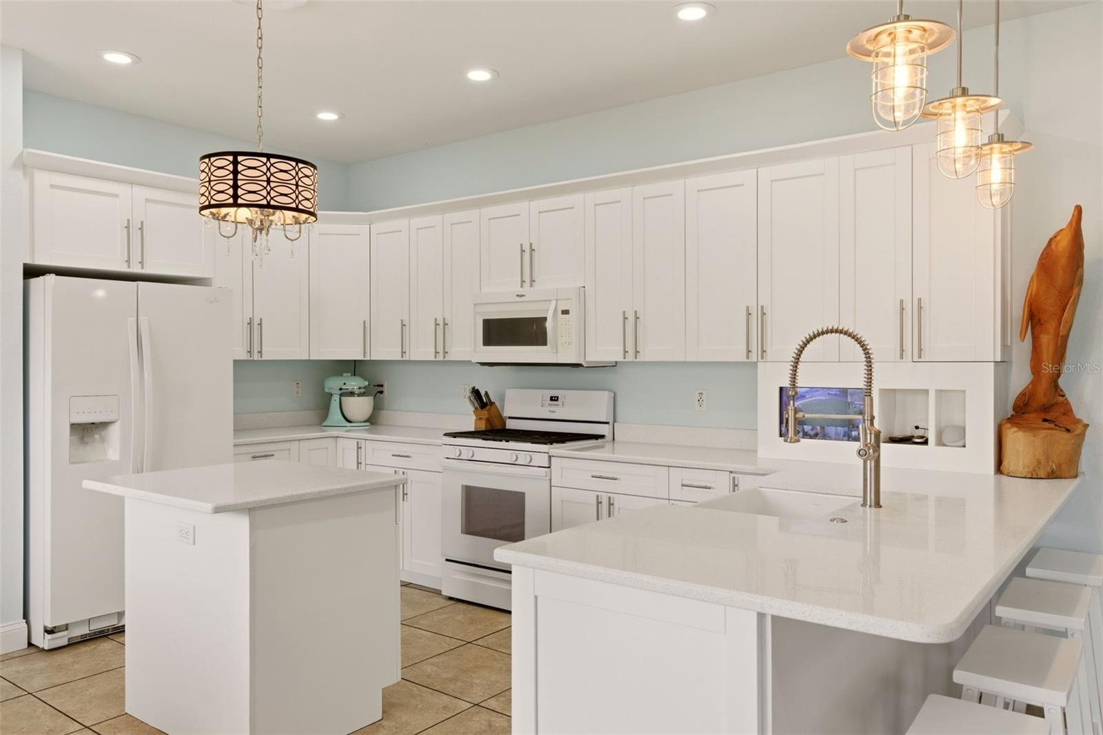 13334 COUNTRY CLUB DR, TAVARES, FL, 32778