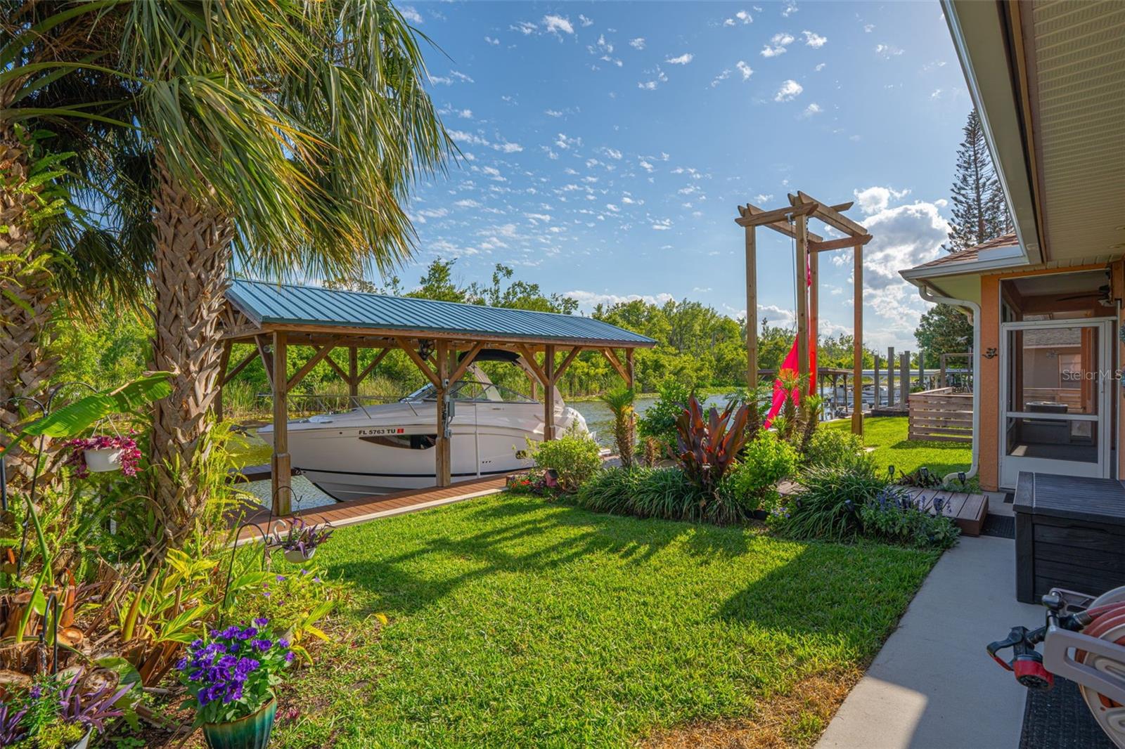 13334 COUNTRY CLUB DR, TAVARES, FL, 32778