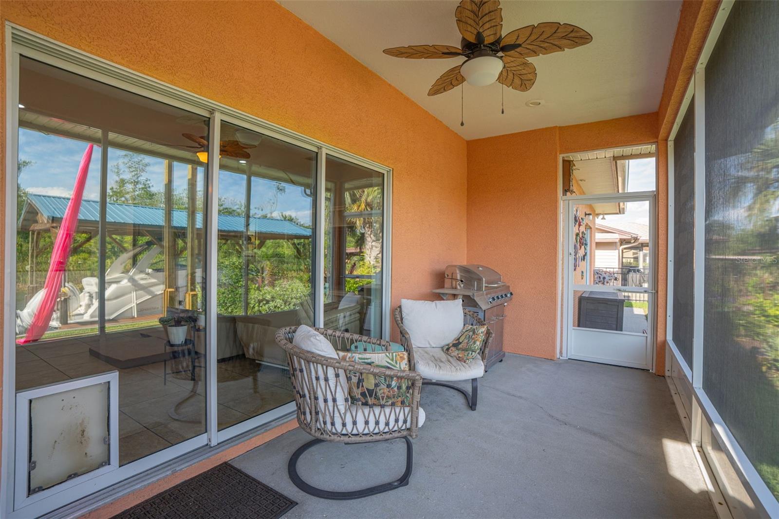 13334 COUNTRY CLUB DR, TAVARES, FL, 32778