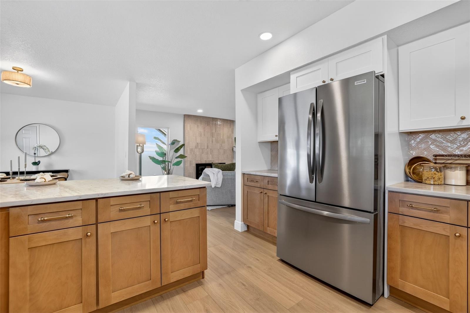 4404 CARROLLWOOD VILLAGE DR, TAMPA, FL, 33618