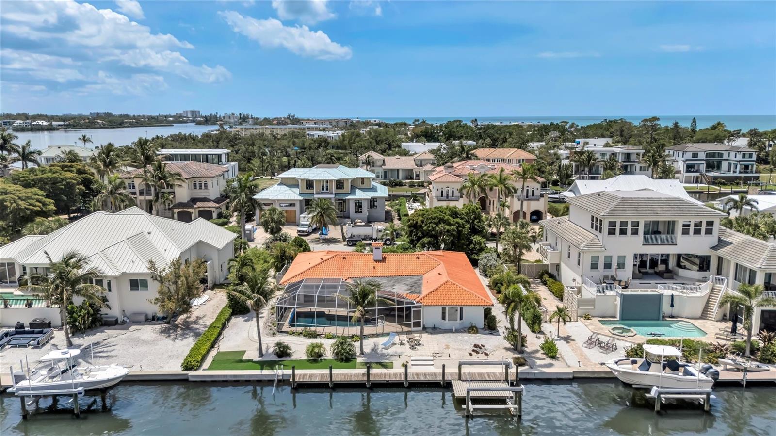 617 ROUNTREE DR, LONGBOAT KEY, FL, 34228