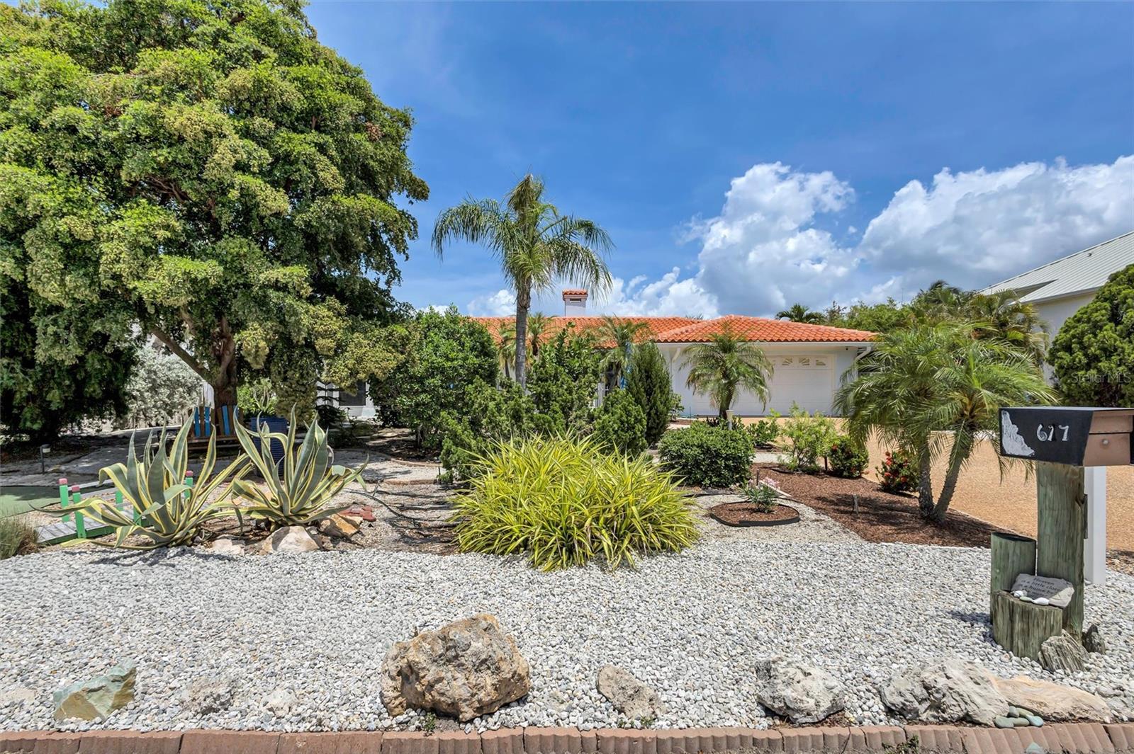 617 ROUNTREE DR, LONGBOAT KEY, FL, 34228