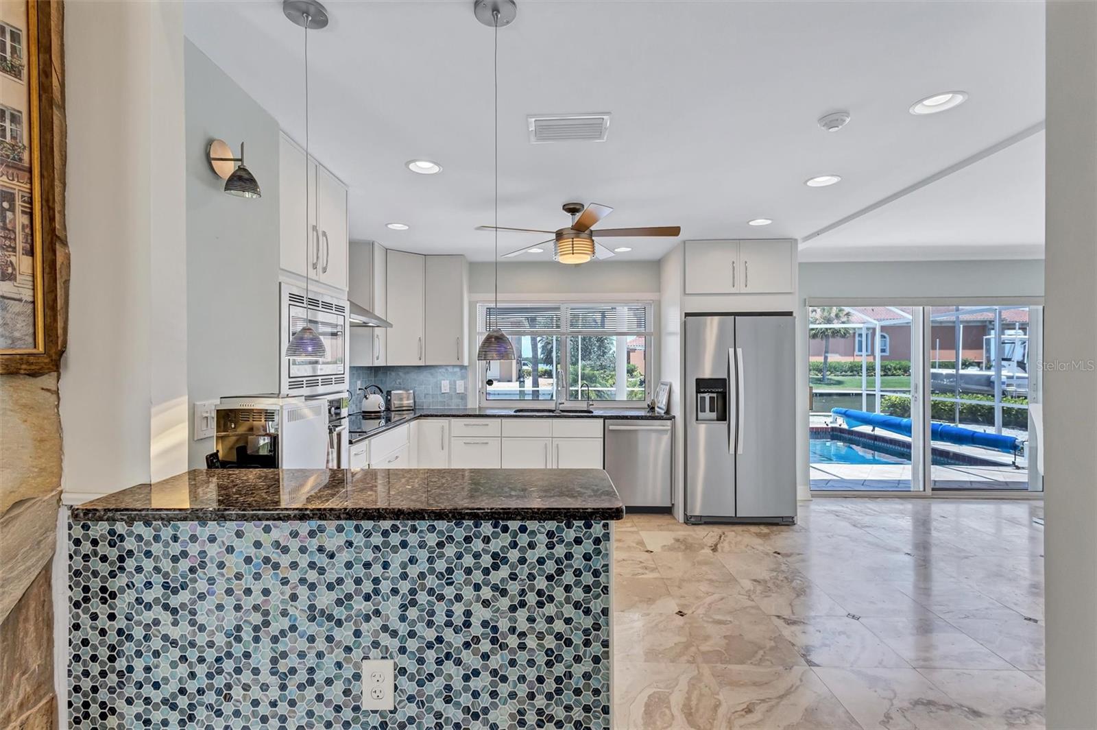 617 ROUNTREE DR, LONGBOAT KEY, FL, 34228