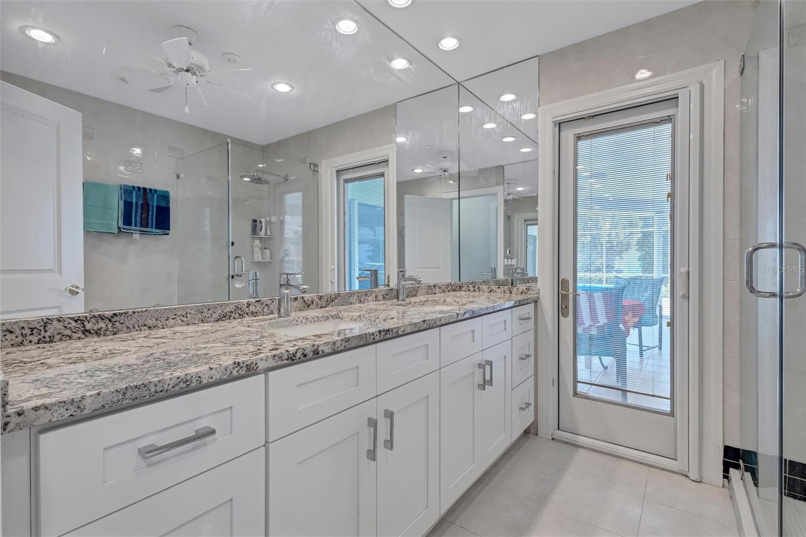 617 ROUNTREE DR, LONGBOAT KEY, FL, 34228