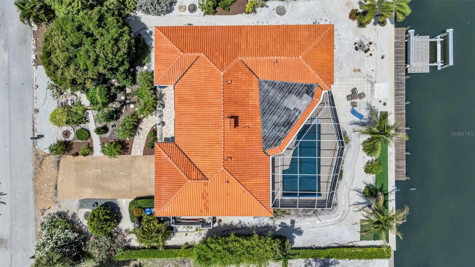 617 ROUNTREE DR, LONGBOAT KEY, FL, 34228