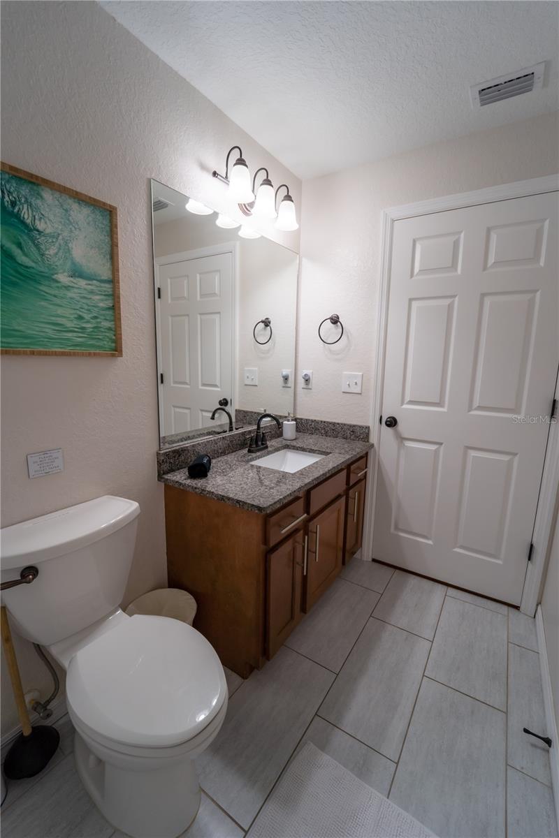 9621 N 46TH ST, TAMPA, FL, 33617