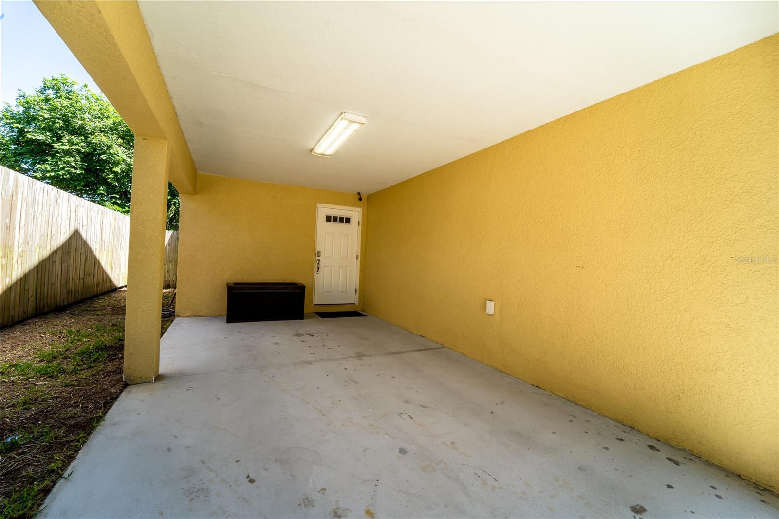 9621 N 46TH ST, TAMPA, FL, 33617