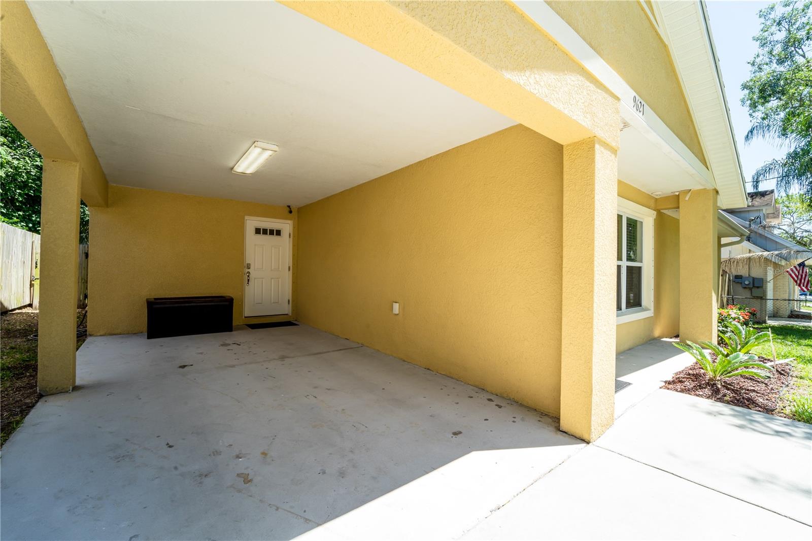 9621 N 46TH ST, TAMPA, FL, 33617