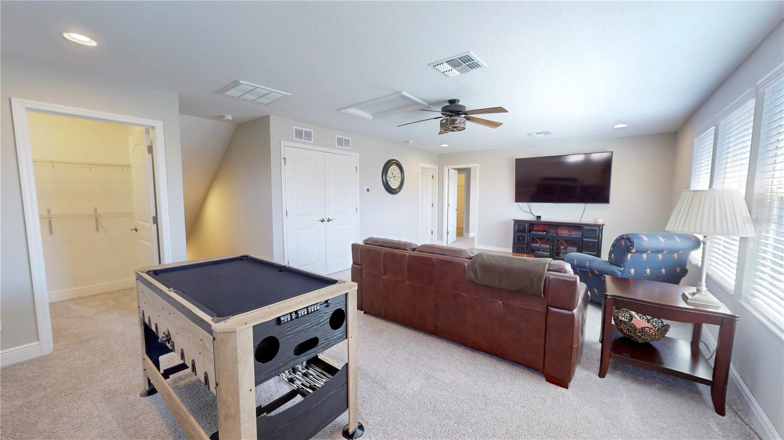 10802 ROLLING MOSS RD, TAMPA, FL, 33647