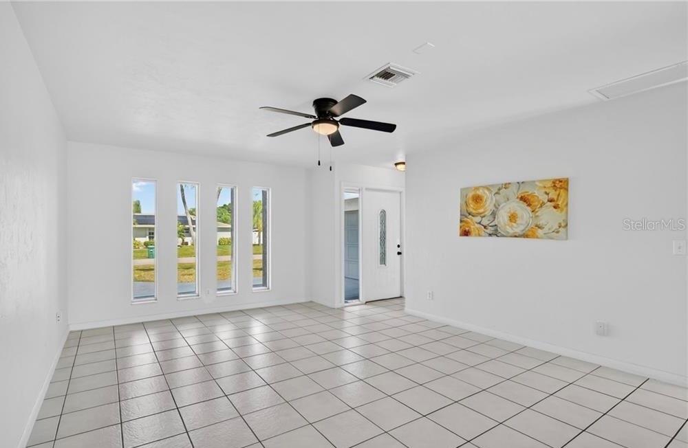 918 SE 35TH ST, CAPE CORAL, FL, 33904