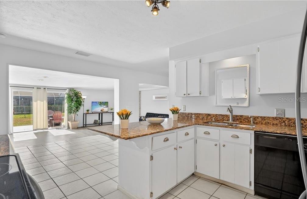 918 SE 35TH ST, CAPE CORAL, FL, 33904