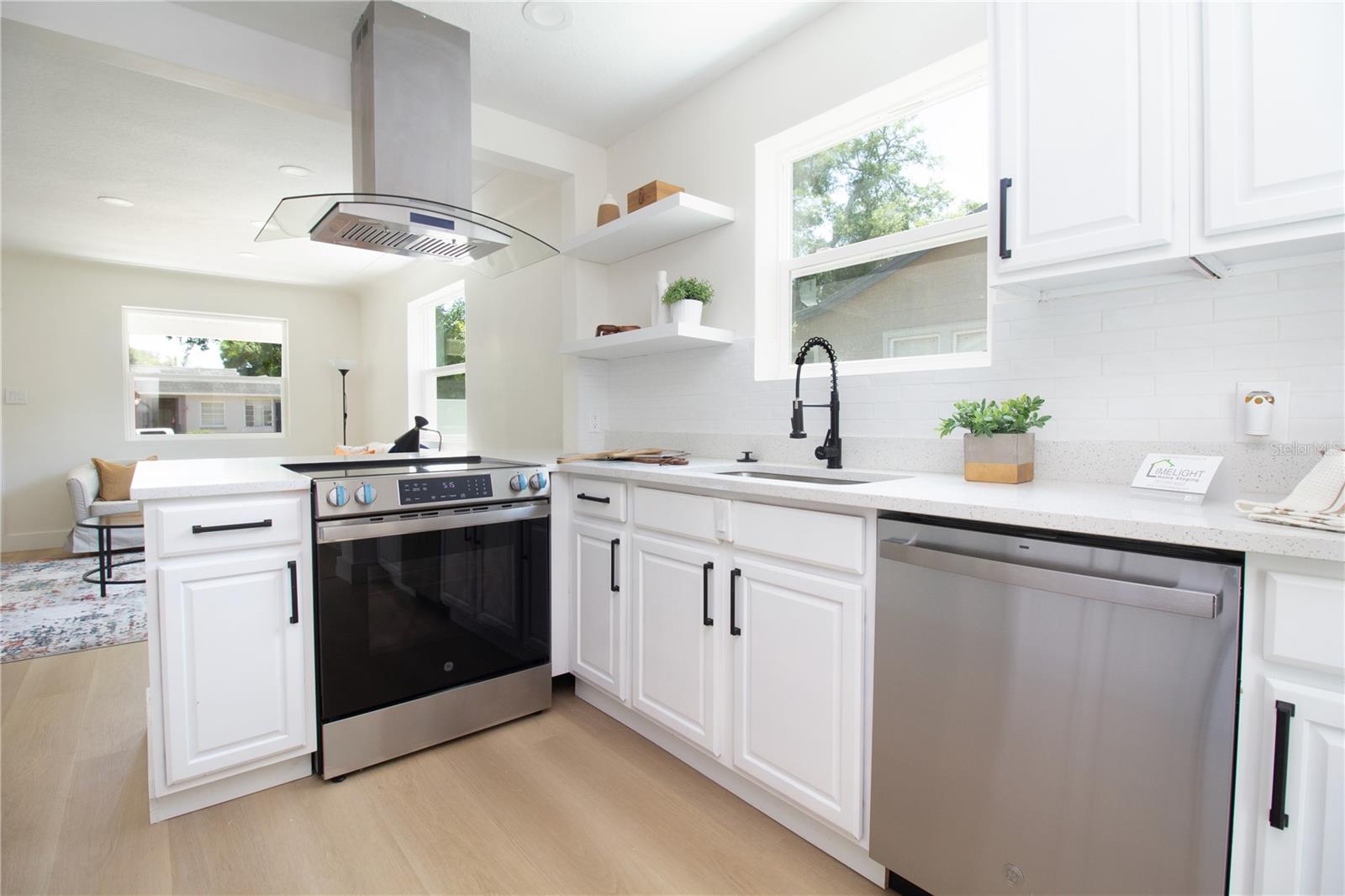 3459 8TH AVE N, ST PETERSBURG, FL, 33713