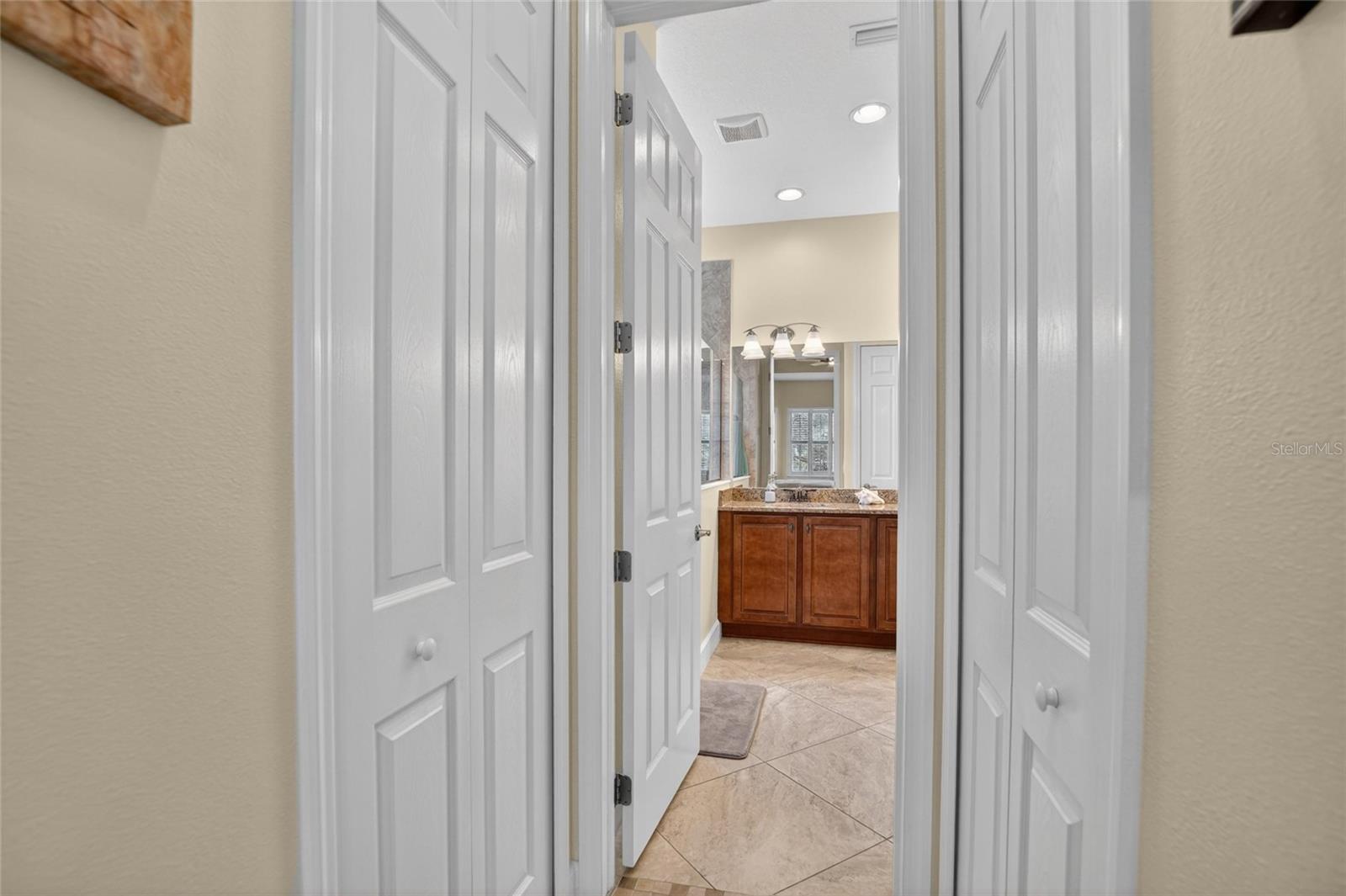 1525 EMERALD DUNES DR, SUN CITY CENTER, FL, 33573