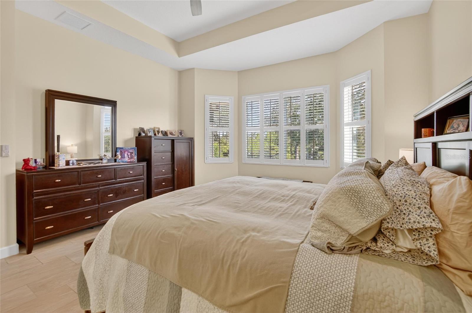 1525 EMERALD DUNES DR, SUN CITY CENTER, FL, 33573