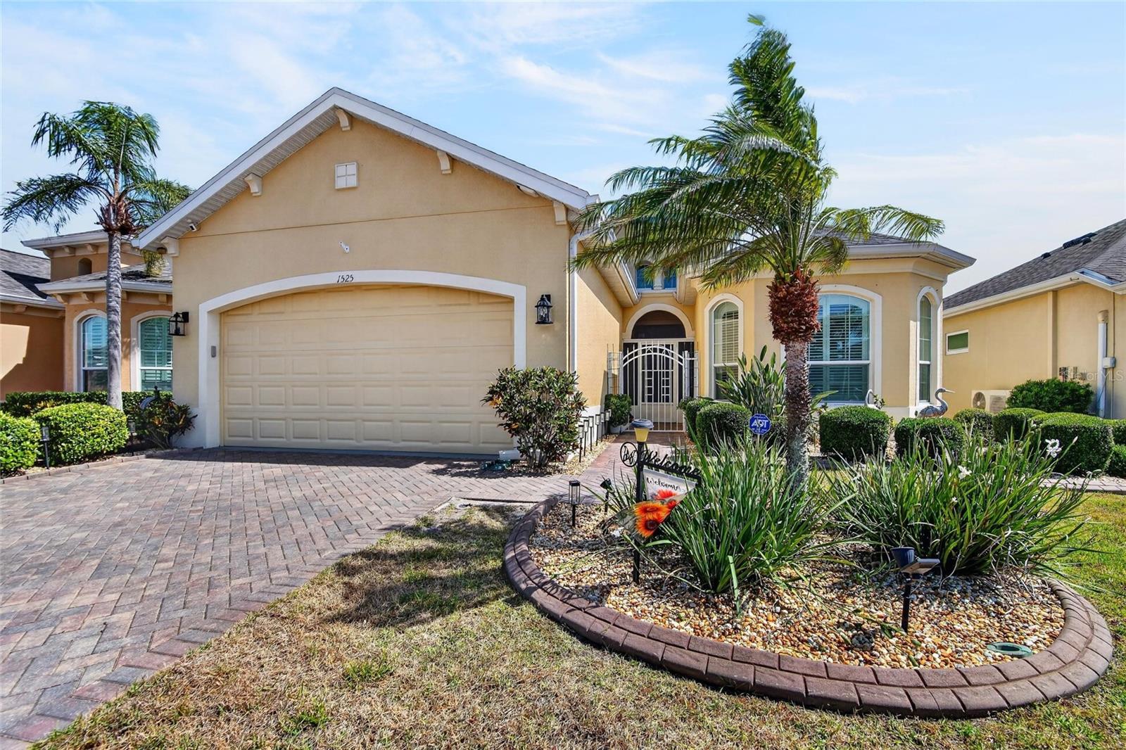 1525 EMERALD DUNES DR, SUN CITY CENTER, FL, 33573