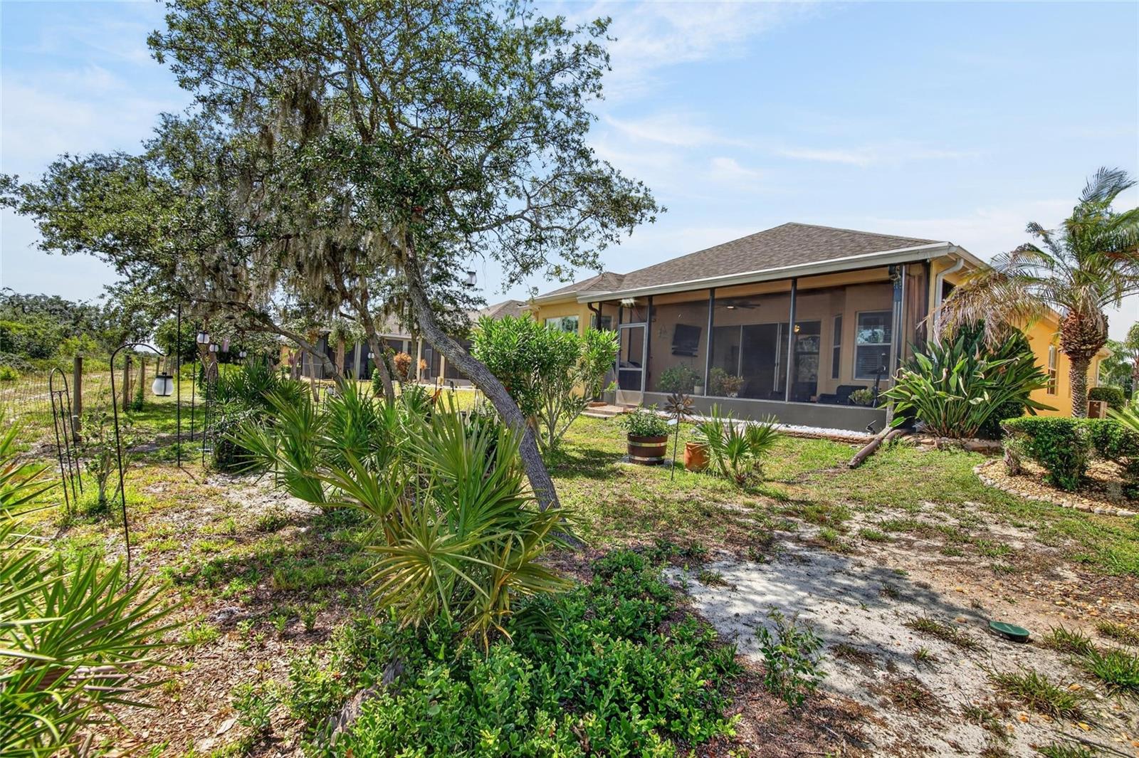 1525 EMERALD DUNES DR, SUN CITY CENTER, FL, 33573