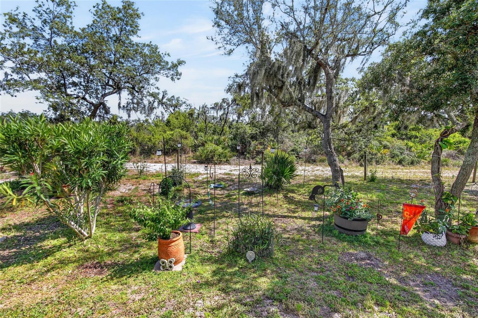 1525 EMERALD DUNES DR, SUN CITY CENTER, FL, 33573
