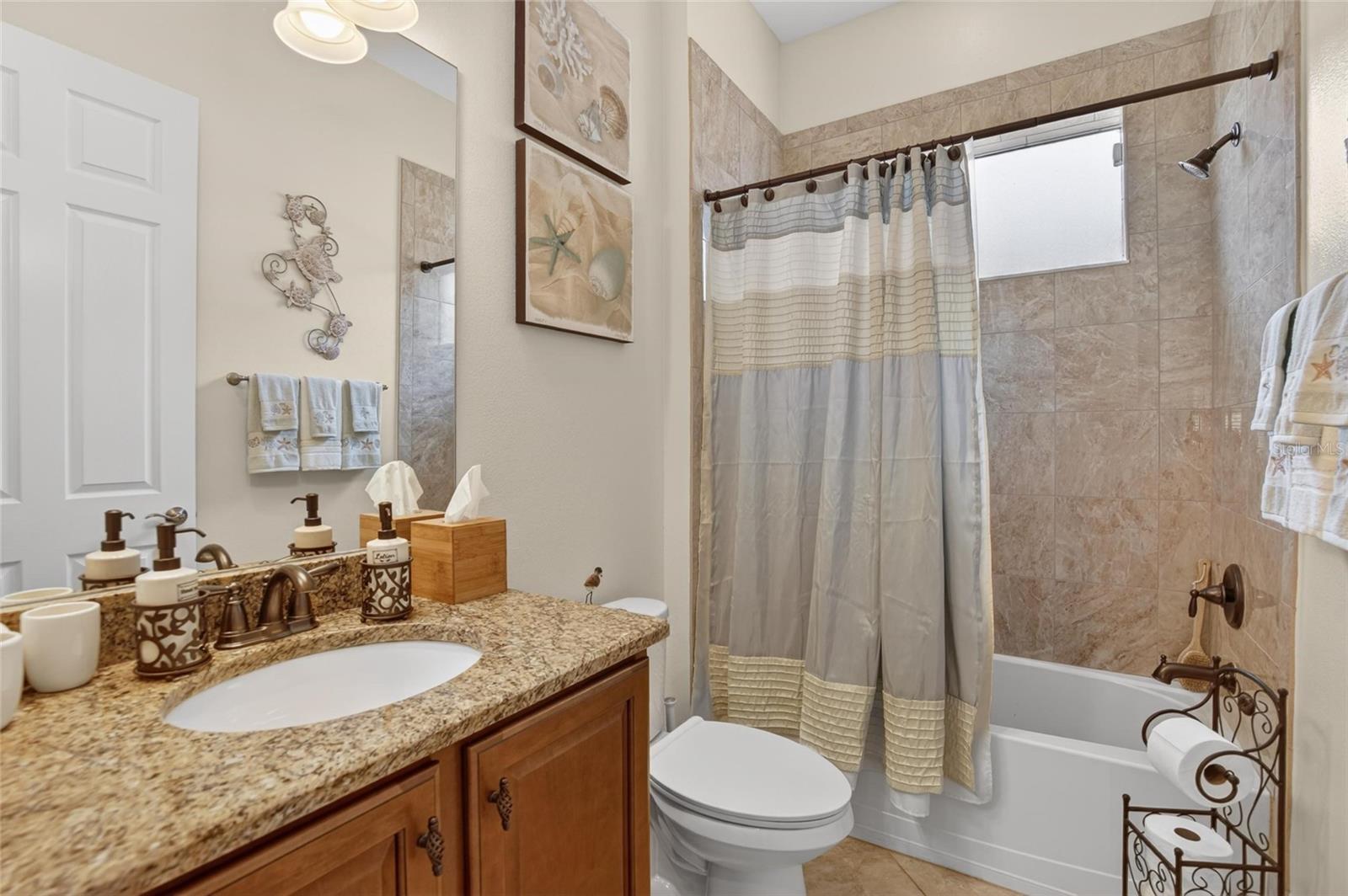 1525 EMERALD DUNES DR, SUN CITY CENTER, FL, 33573