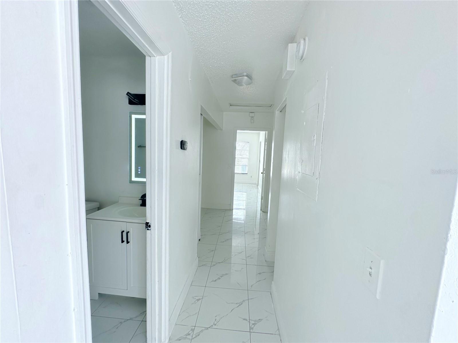 10539 PARKCREST DR, TAMPA, FL, 33624