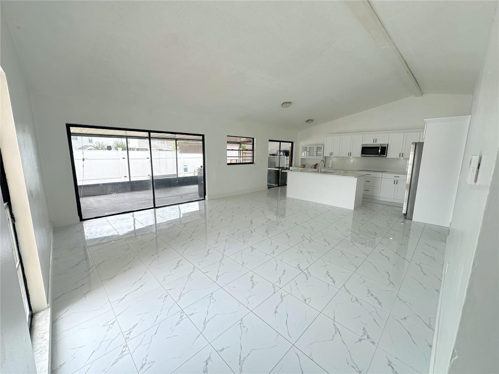 10539 PARKCREST DR, TAMPA, FL, 33624