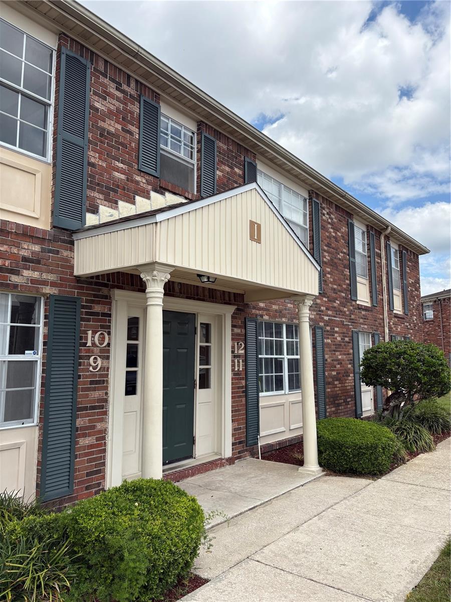 LAKE BENTLEY SHORES CONDO PHASE ONE, LAKELAND, FL, 33803