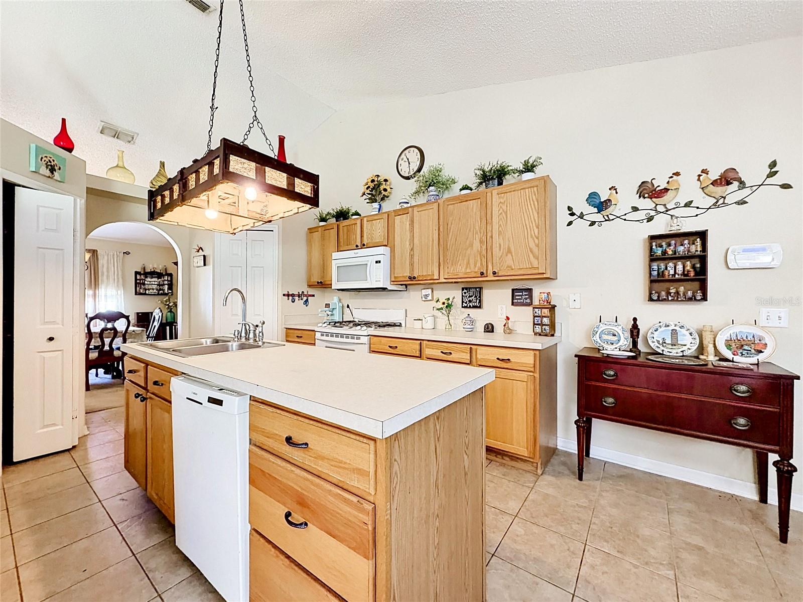 7400 LAKE MARNI CT, MOUNT DORA, FL, 32757
