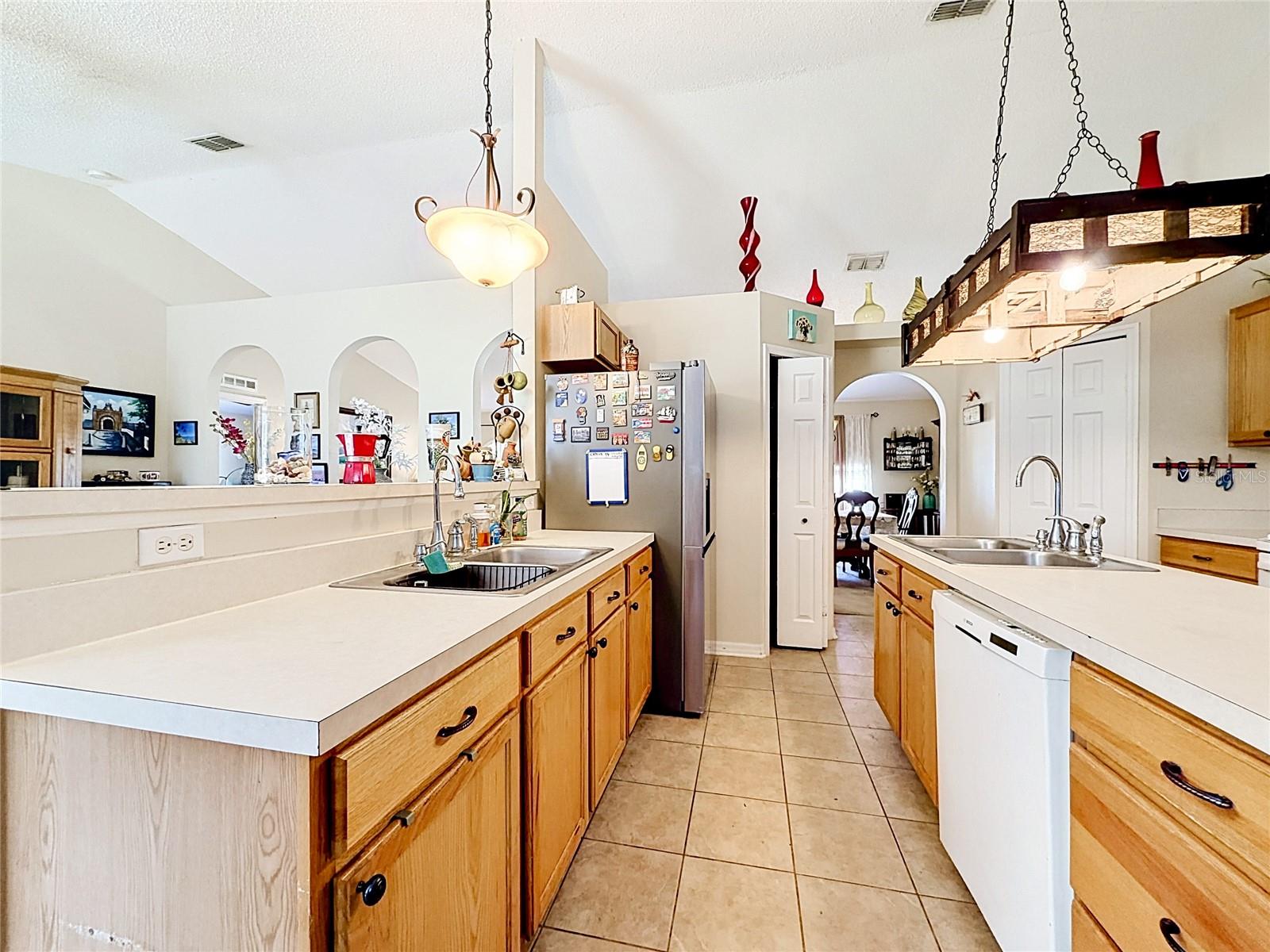 7400 LAKE MARNI CT, MOUNT DORA, FL, 32757
