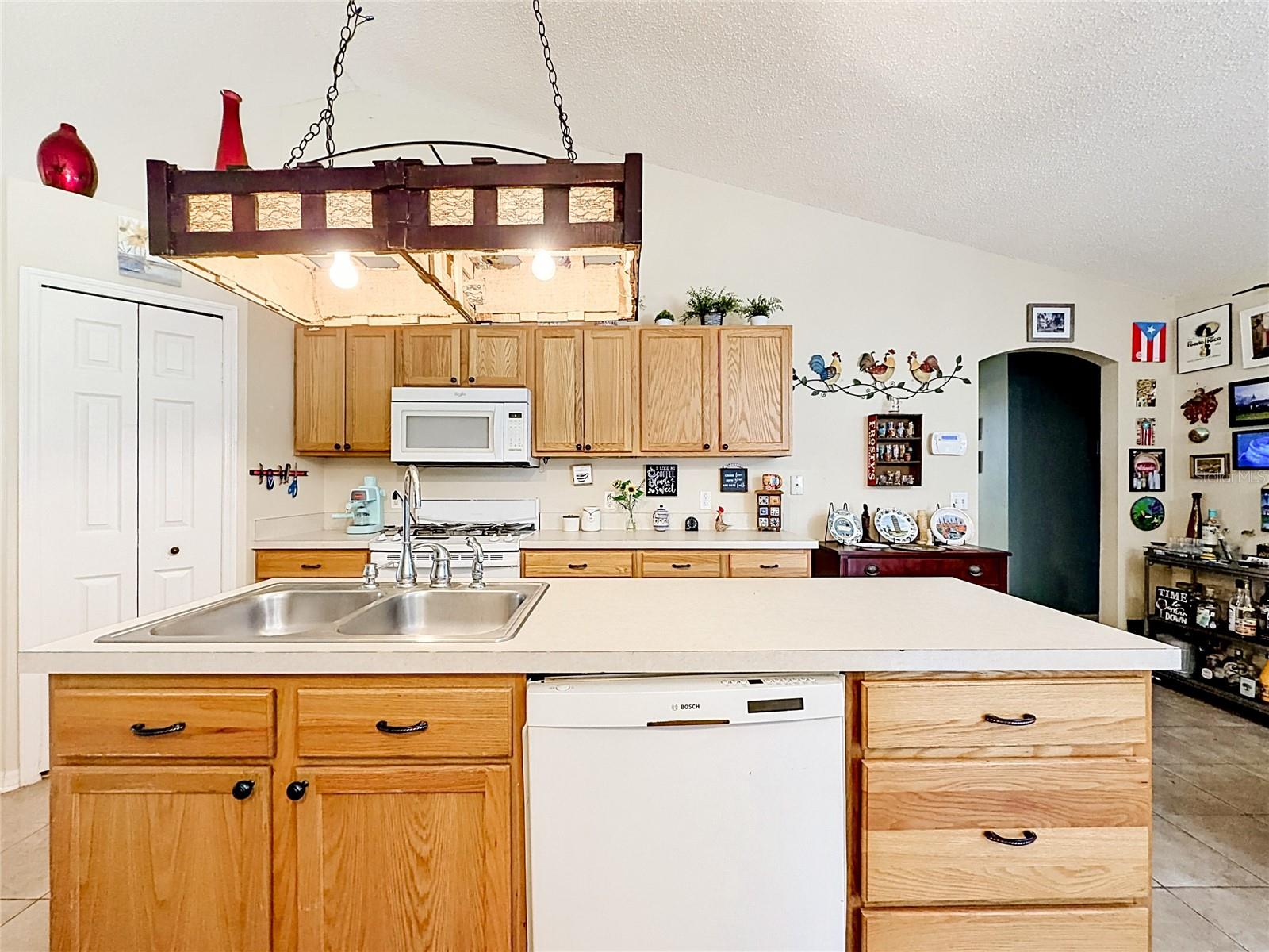 7400 LAKE MARNI CT, MOUNT DORA, FL, 32757