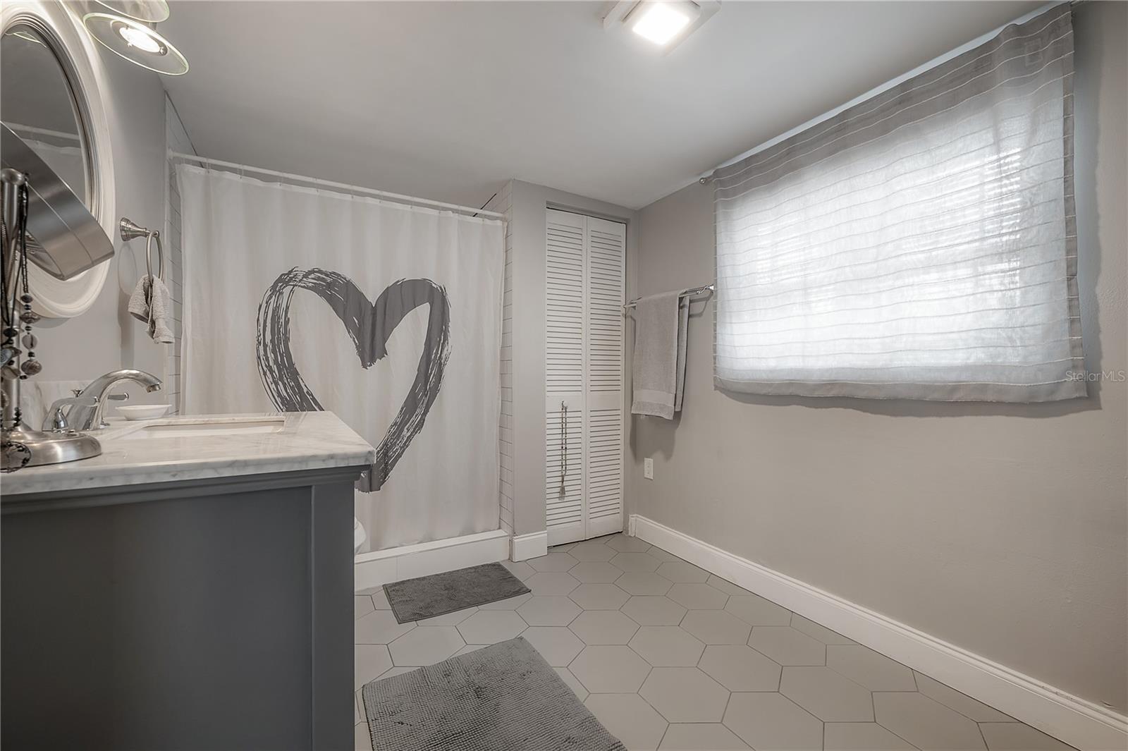 912 CORNELIUS AVE, TAMPA, FL, 33603