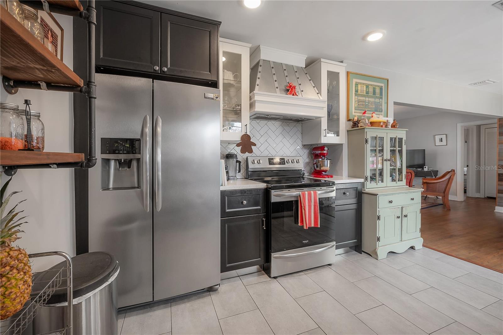 912 CORNELIUS AVE, TAMPA, FL, 33603