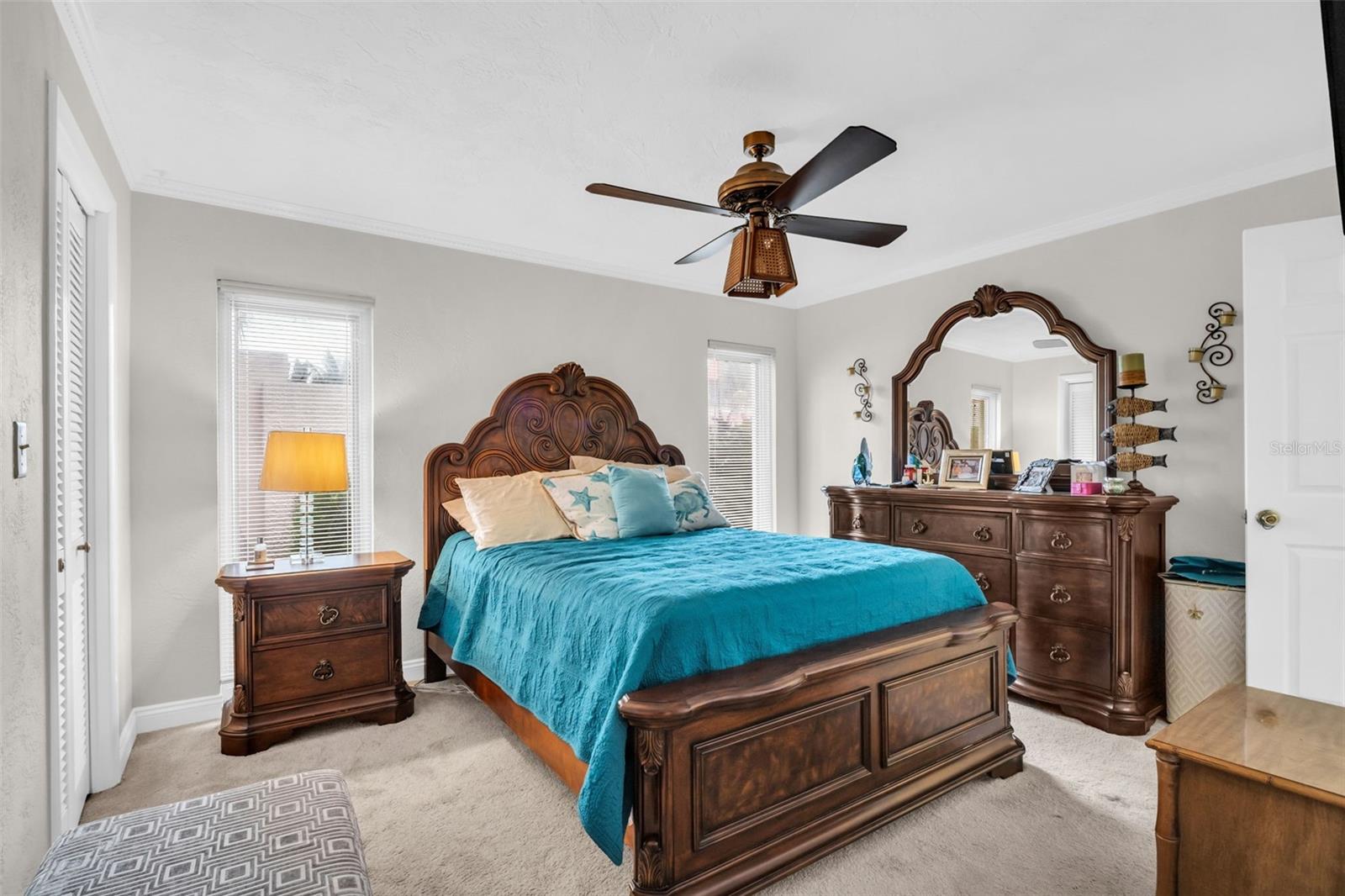 2041 CAROLINA AVE NE, ST PETERSBURG, FL, 33703