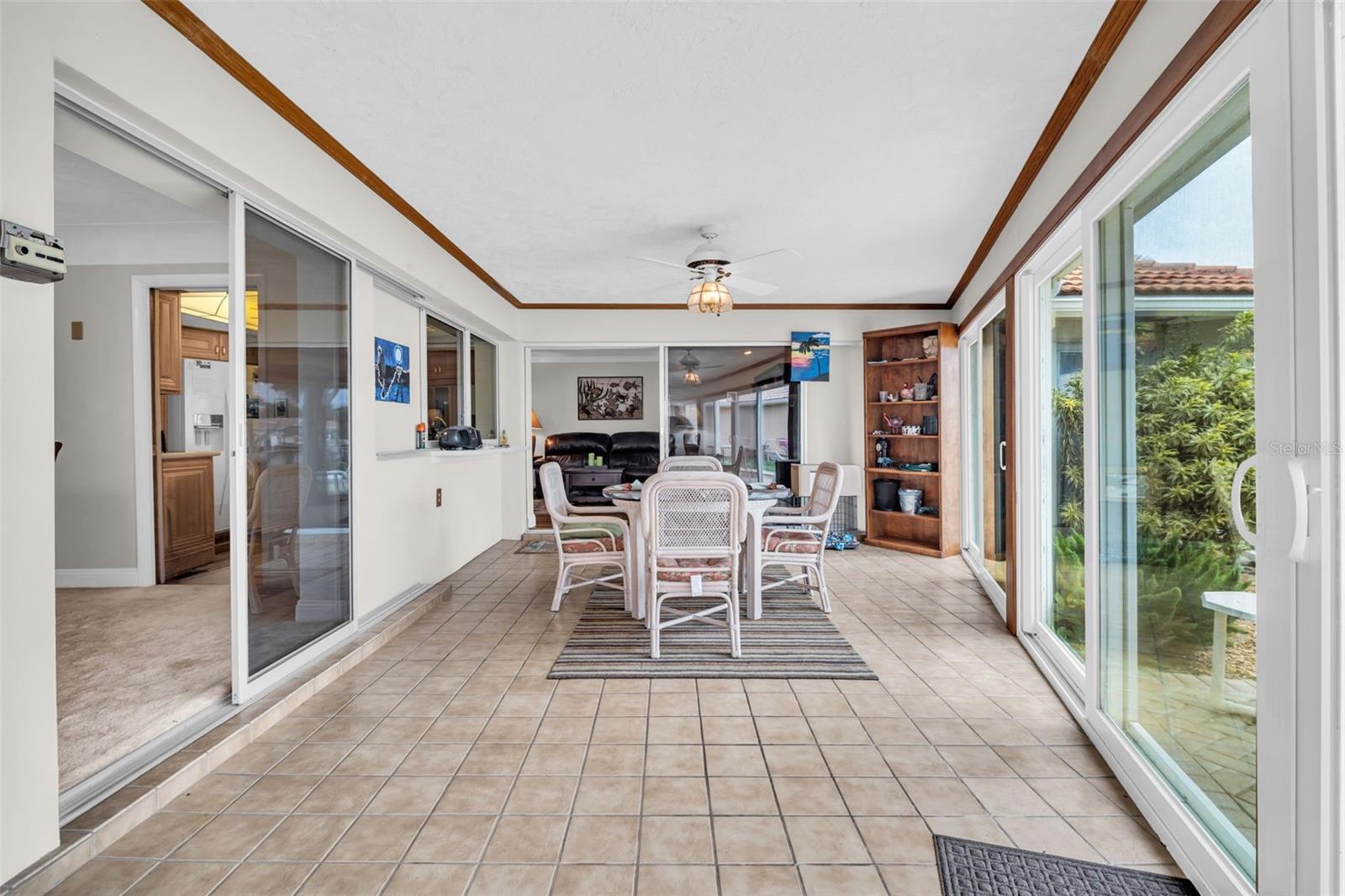 2041 CAROLINA AVE NE, ST PETERSBURG, FL, 33703