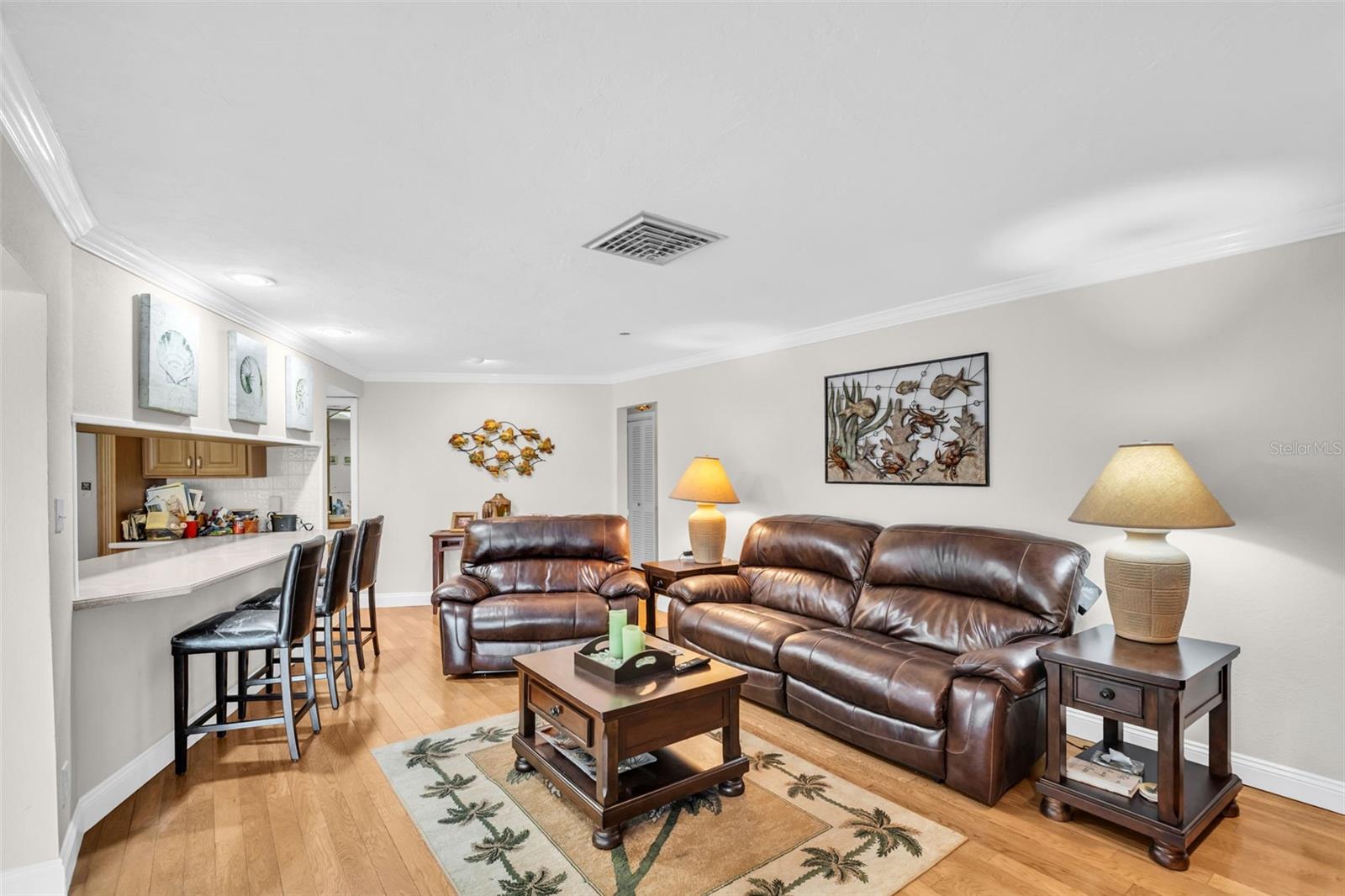 2041 CAROLINA AVE NE, ST PETERSBURG, FL, 33703
