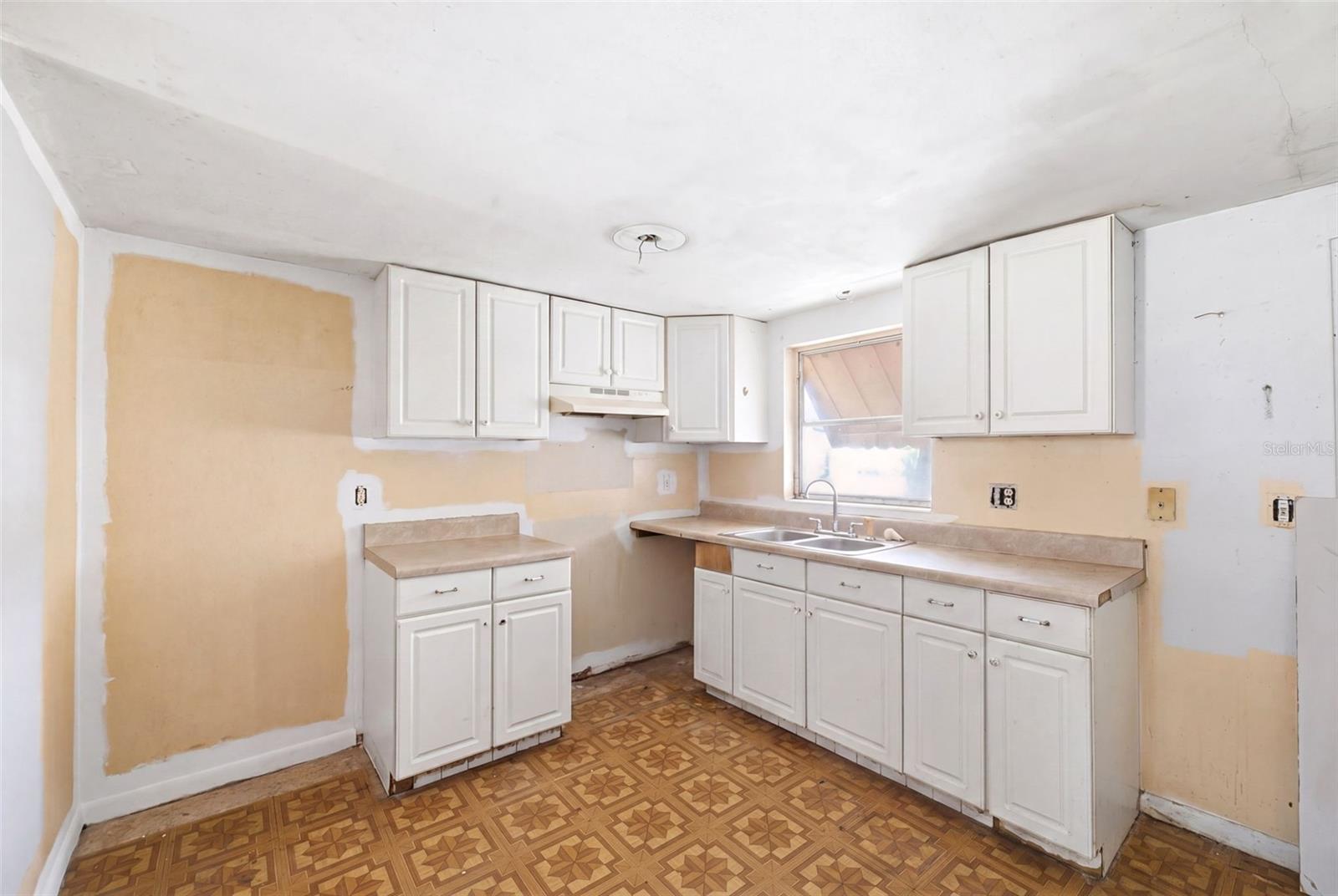 10 S JACKSON ST, BEVERLY HILLS, FL, 34465