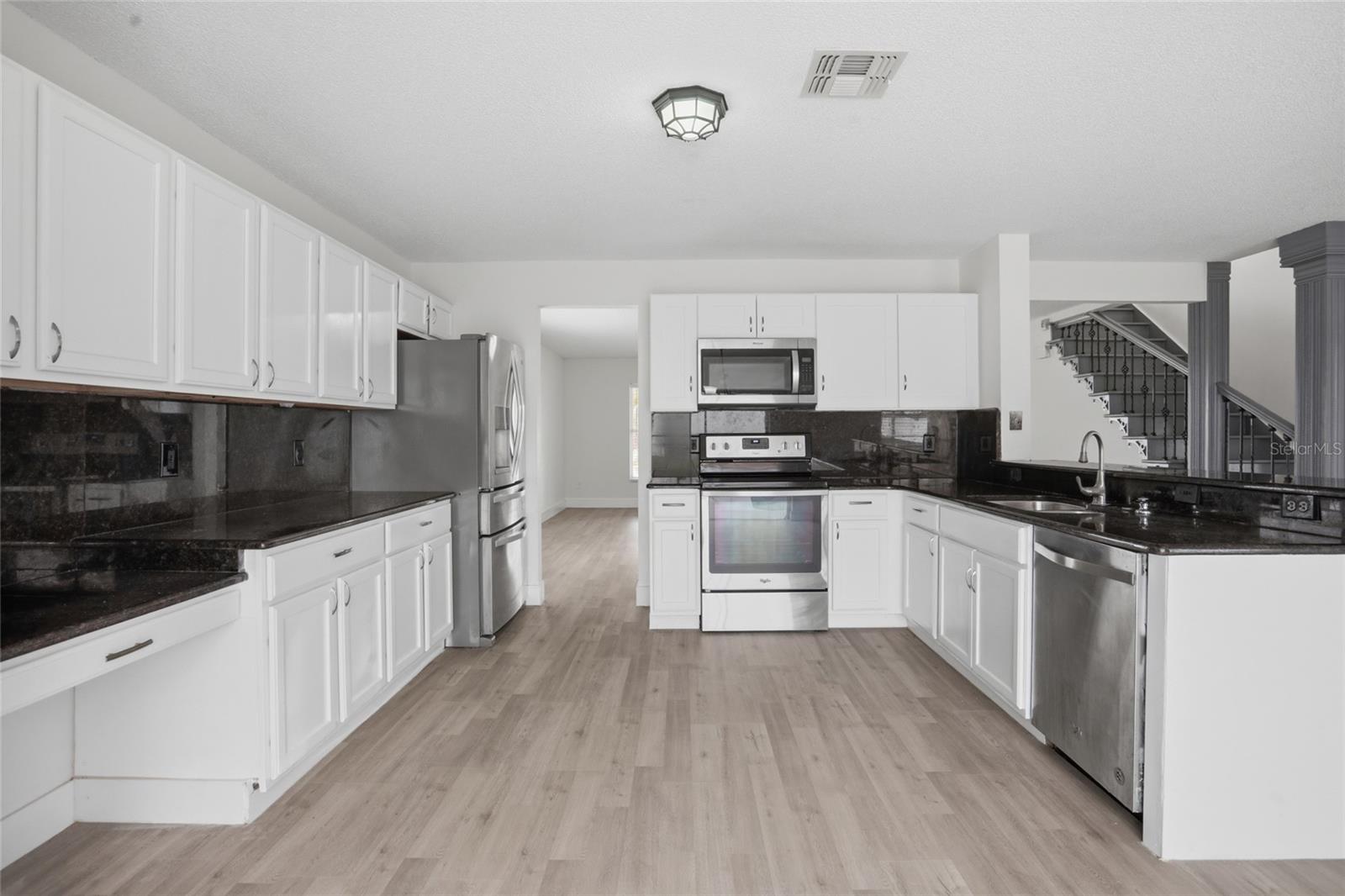 1161 KEMPTON CHASE PKWY, ORLANDO, FL, 32837