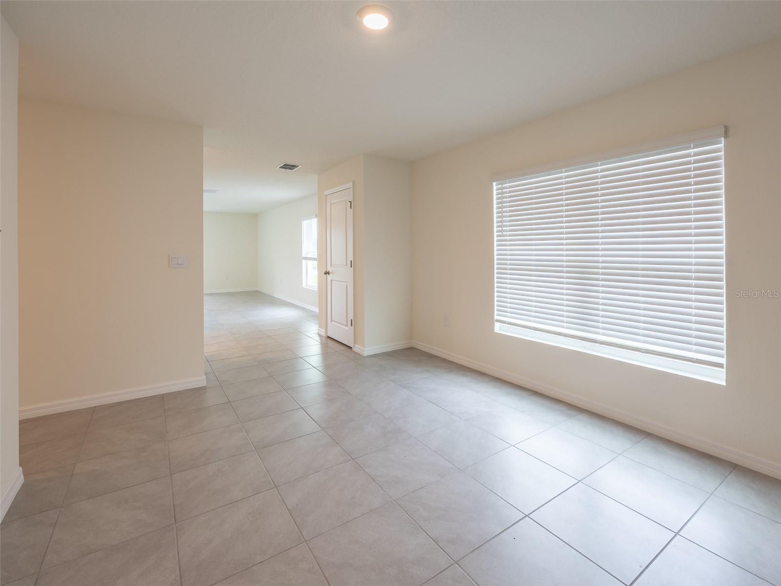 3820 MANNERED GOLD AVE, BRADENTON, FL, 34208