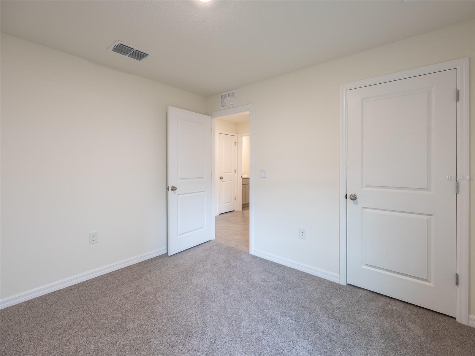 3820 MANNERED GOLD AVE, BRADENTON, FL, 34208