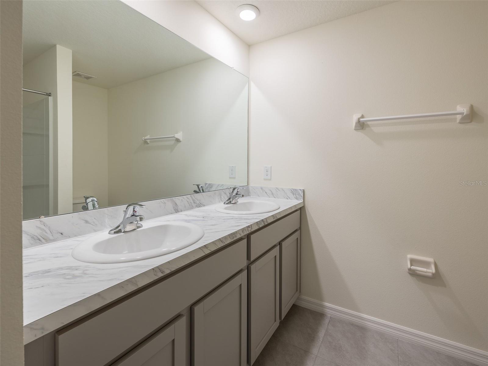 3820 MANNERED GOLD AVE, BRADENTON, FL, 34208