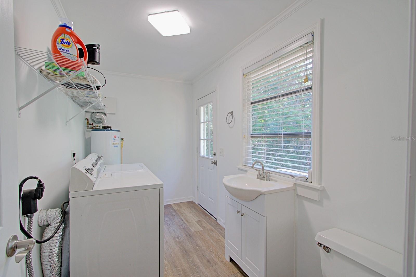 360 W CENTRAL AVE, ORANGE CITY, FL, 32763