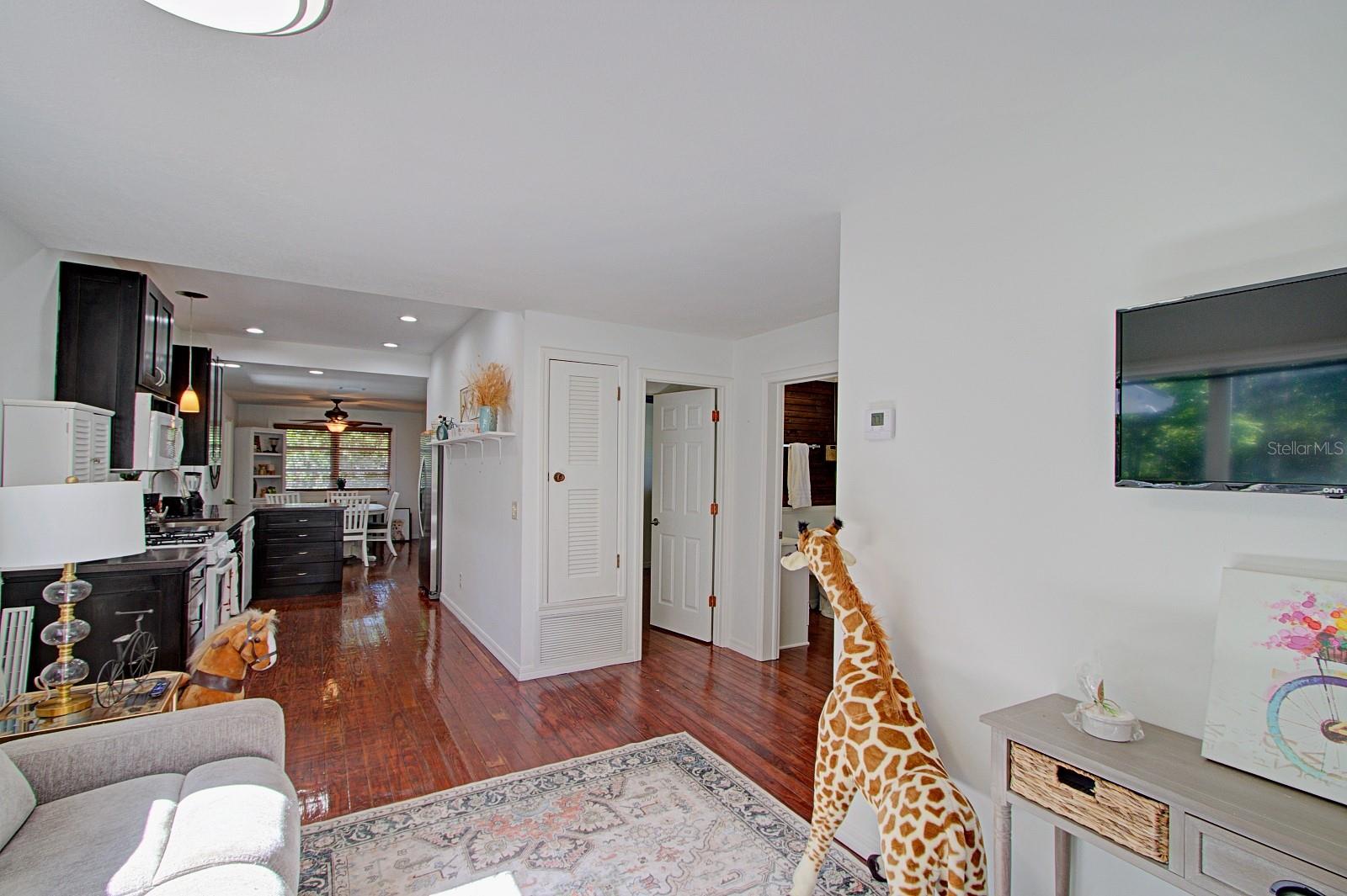 360 W CENTRAL AVE, ORANGE CITY, FL, 32763